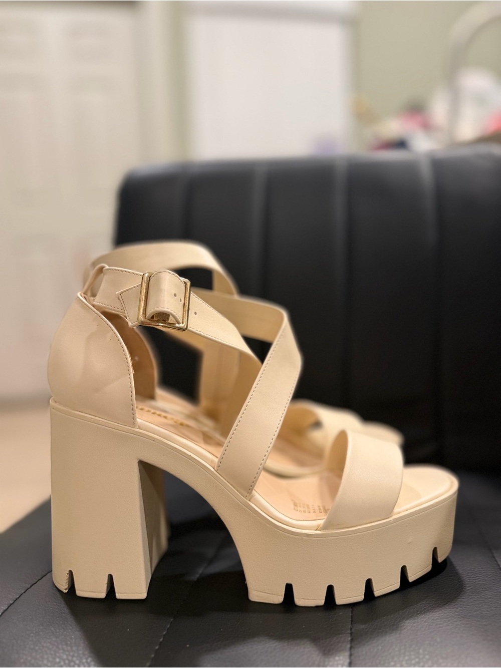 ANDREA FENZI Cream Platform Chunky Heel Sandals